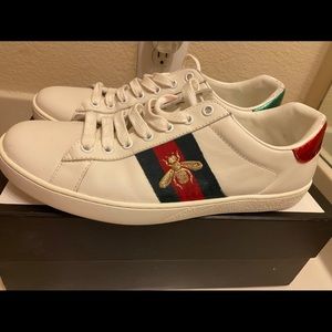 Gucci Ace Embroidered Bee